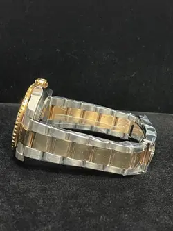 18KT OYSTER WITH
