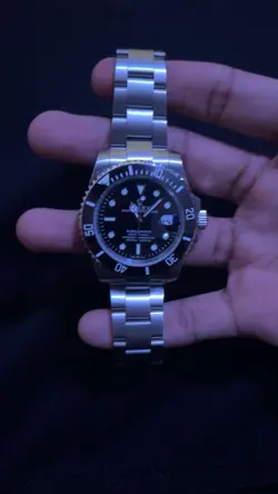 ROLEX SUBMARINER 116610LN SILVER OYSTER BRACELET WITH BLACK BEZEL