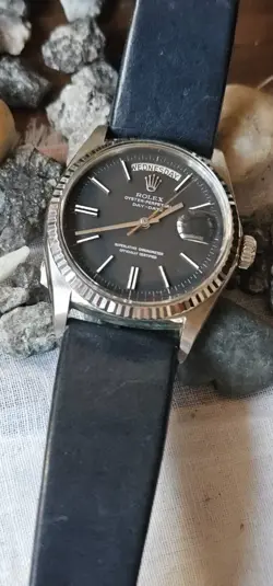 1803 BLACK DIAL