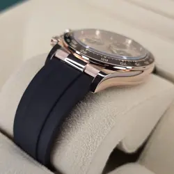 ROLEX DAYTONA 126515LN 40MM SUNDUST DIAL 18K  EVEROSE GOLD OYSTERFLEX BLACK B&P