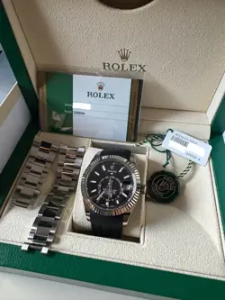 326934 BLACK DIAL
