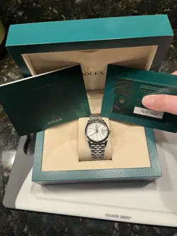ROLEX DATEJUST - SILVER DIAL 36MM