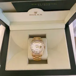 BEZEL PRESIDENT WATCH