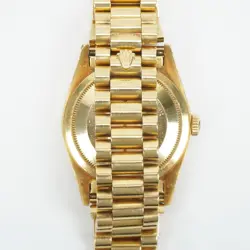 rolex daydate 18388 18k gold with diamonds(all original)