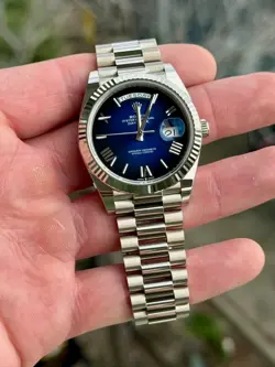 DATE 228239 BLUE