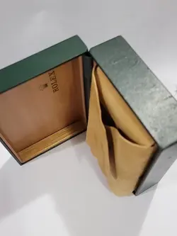 GENUINE GREEN