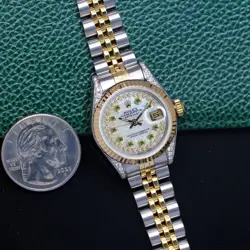 WHITE MOP DIAMOND-EMERALD