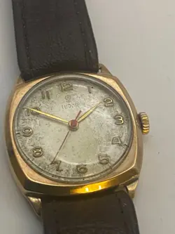TUDOR CUSHION SHAPED