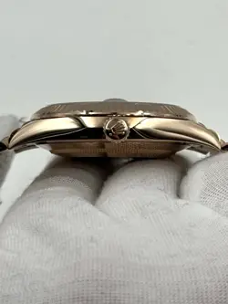 ROMAN DIAL ROSE