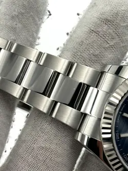 BEZEL BLUE MOTIF