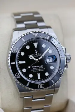 ROLEX 126610LN BLACK SUBMARINER 41MM 2024