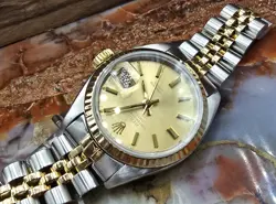 1982 YEAR