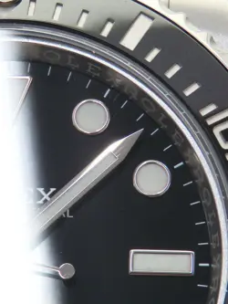 DATE 124060 RANDOM
