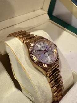 Rolex Lady Datejust President 28 Watch Everose Gold Diamonds Mother of Pearl