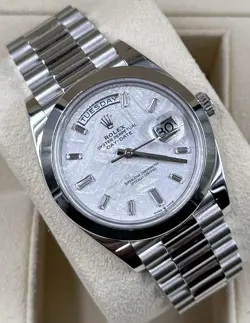 DATE 228206 40MM
