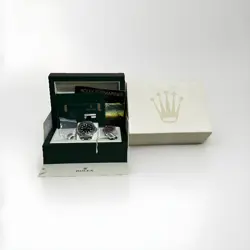 Rolex Submariner 16610LV, Green Bezel (KERMIT) Unpolished Full-Set!! MINT!!