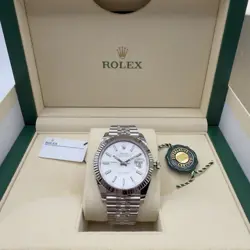 ROLEX 126334 - DATEJUST 41 - SILVER STICK DIAL + FLUTED JUBILEE - 2025 NEW