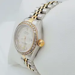 DIAL DIAMOND BEZEL.