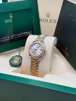 28 SILVER DIAMOND