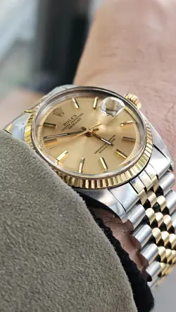 CHAMPAGNE DIAL 2-TONE
