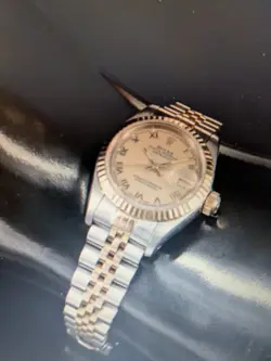 TWO-TONE DATE JUST