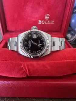 LADIES ROLEX OYSTER PERPETUAL DATEJUST WATCH 26MM BLACK ROMAN NUMERAL
