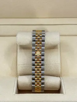 DIAMOND JUBILEE 278273