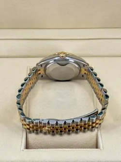 Mint Rolex Datejust 31mm, Champagne Diamond, Jubilee, 278273, dated 2024