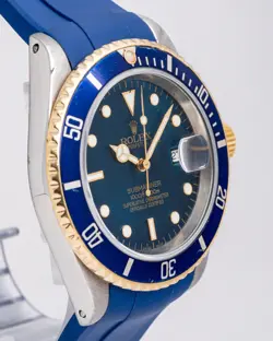 Rolex Submariner Ref. 16613 Stainless Steel & 18k w/ Blue Dial & RubberB Strap!
