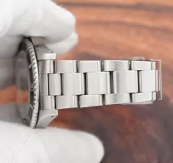 1996 MENS WATCH