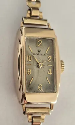 RARE 9K GOLD