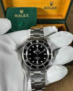 1995 ROLEX SUBMARINER NO DATE 14060 40MM BLACK DIAL OYSTER STEEL WATCH WITH BOX