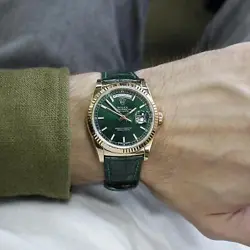 LEATHER GREEN