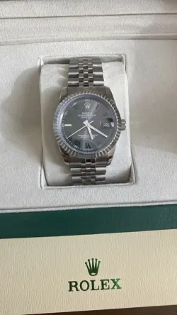 ROLEX OYSTER PERPETUAL DATEJUST 36MM SILVER 