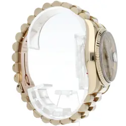 DATE WATCH 10P