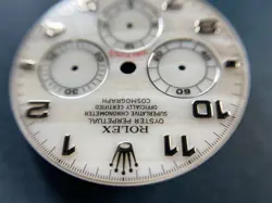 WHITE SHELL DIAL