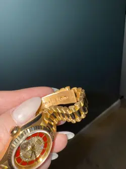 CAROUSEL DIAL