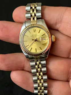 6900 CHAMPAGNE