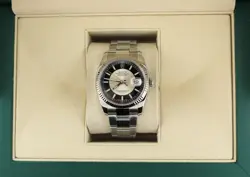TUXEDO DIAL SS