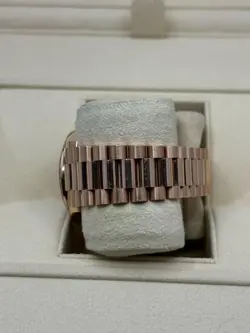 Rolex DayDate 2021 Rose Complete 36mm MOP Diamond Dial Presidential 128345RBR