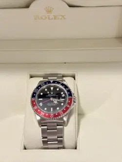 ROLEX GMT MASTER 16700 PEPSI SWISS ONLY
