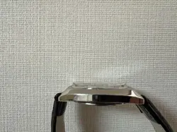 VINTAGE WATCH WHITE