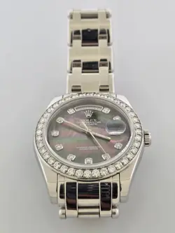 Rolex Masterpiece 18946 Platinum 39MM Tahitian MOP & Diamond Bezel. Mint. B/P.