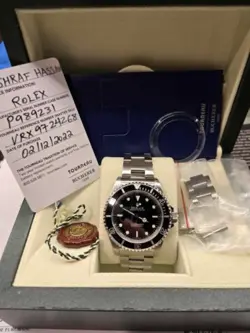 ROLEX SUBMARINER 14060 SILVER OYSTER BRACELET WITH BLACK BEZEL YEAR:2000