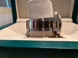 ROLEX SUBMARINER DATE 40MM SUNBURST BLUE 18K YELLOW GOLD TWO-TONE WATCH 116613LB