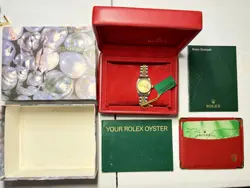 BRACELET INCLUDES BOX