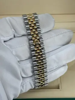 Mint Rolex Datejust 31mm, Silver Diamond, Jubilee, 278273, dated 2024