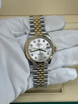 Mint Rolex Datejust 31mm, Silver Diamond, Jubilee, 278273, dated 2024