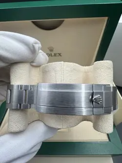 2017 Rolex Submariner Date Ceramic Hulk 40mm 116610LV Box & Papers