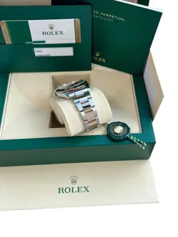 DIAL 18K EVEROSE